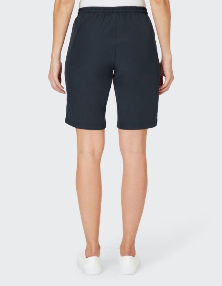 Romy Short 00352 night