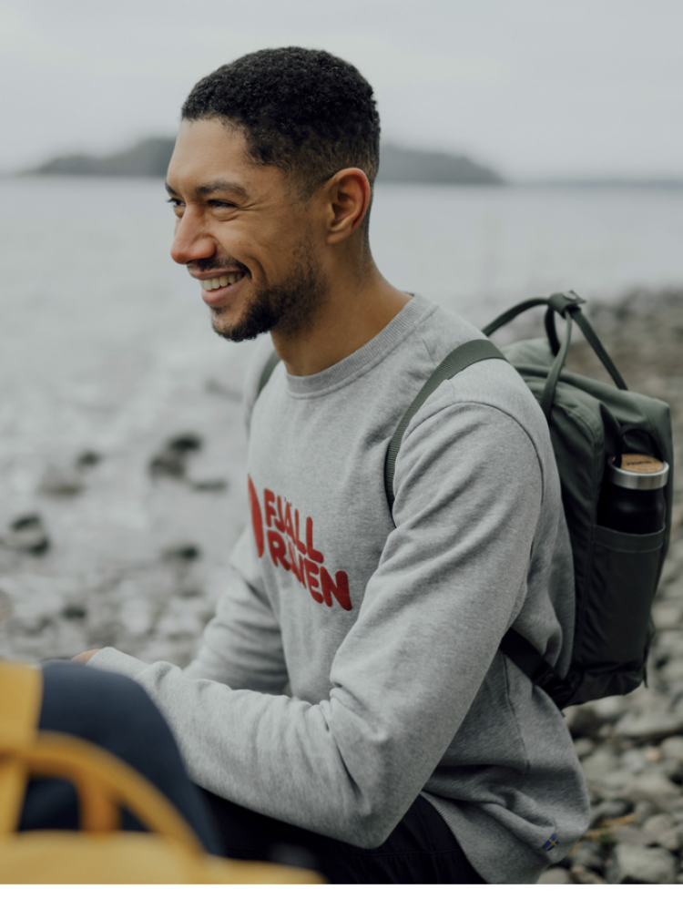 Fjallraven Logo Sweater Men 020-999 Grey Me