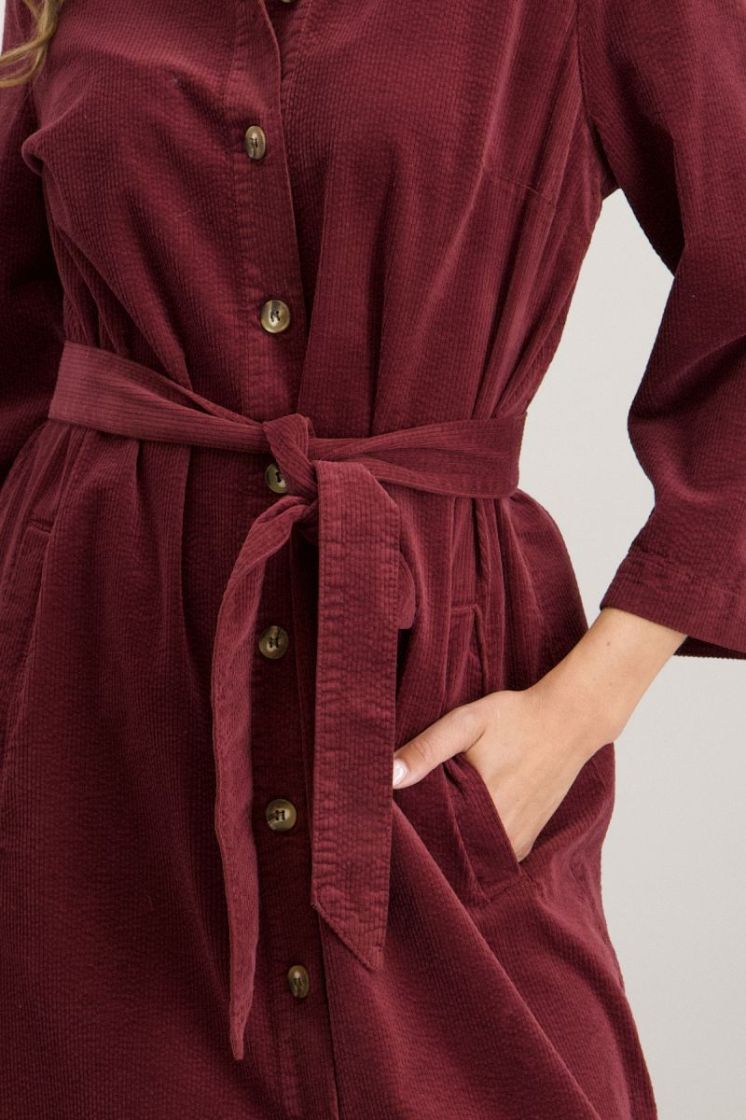 Hemdkleed lang fijne ribfluweel  04 bordeaux 