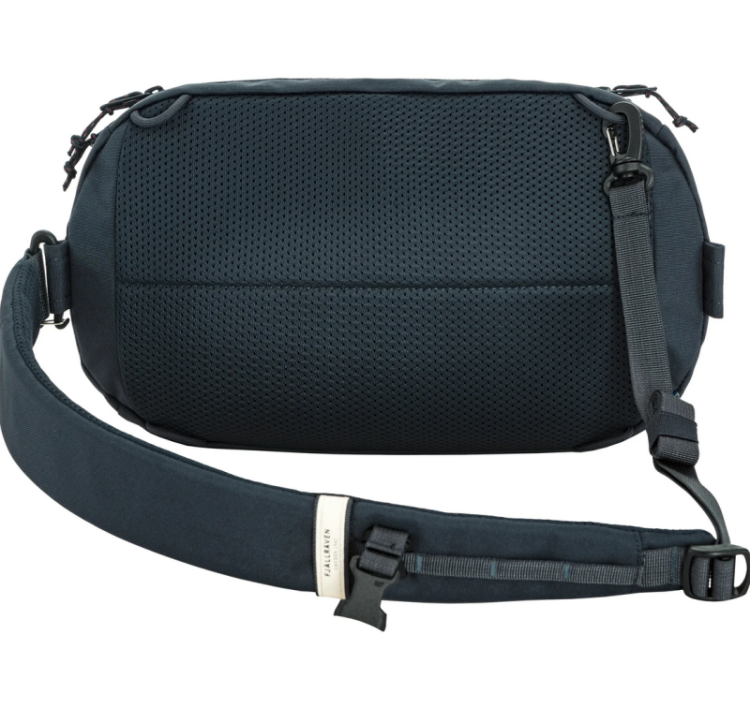 Skule Sling 6L 560 navy
