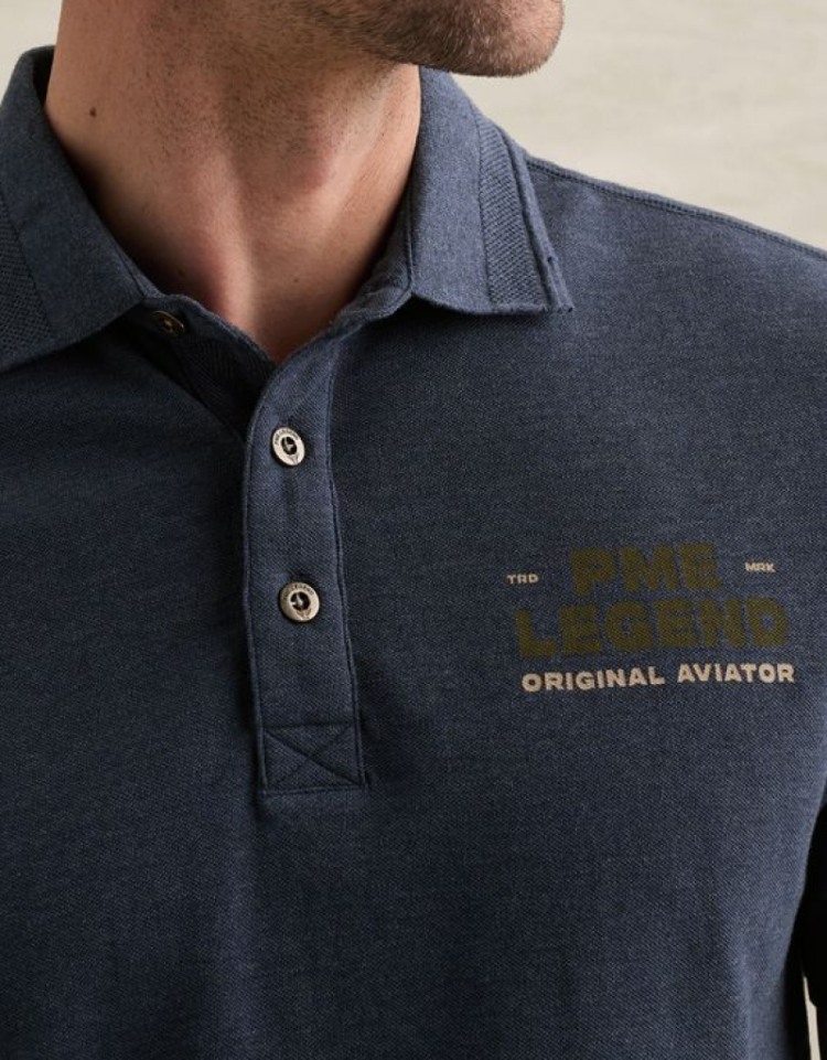 Polo effen indigo met kaki letters op borst 5332 sargasso sea