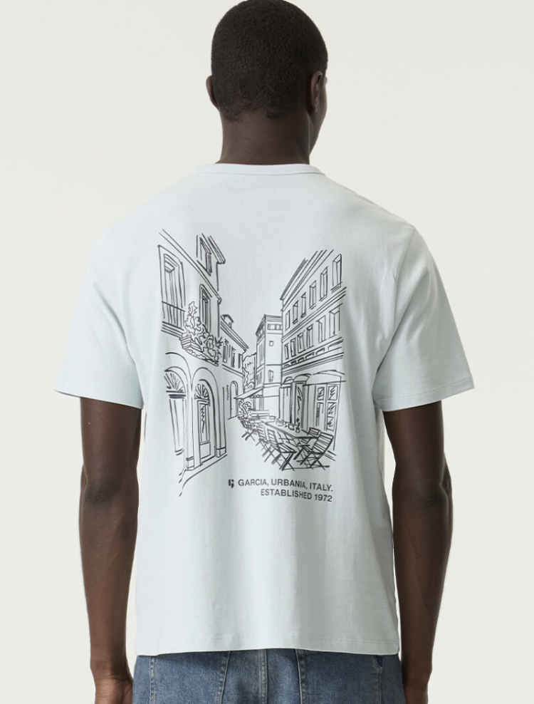 T-shirt grote backprint straat terrasjes 5816 wan blue