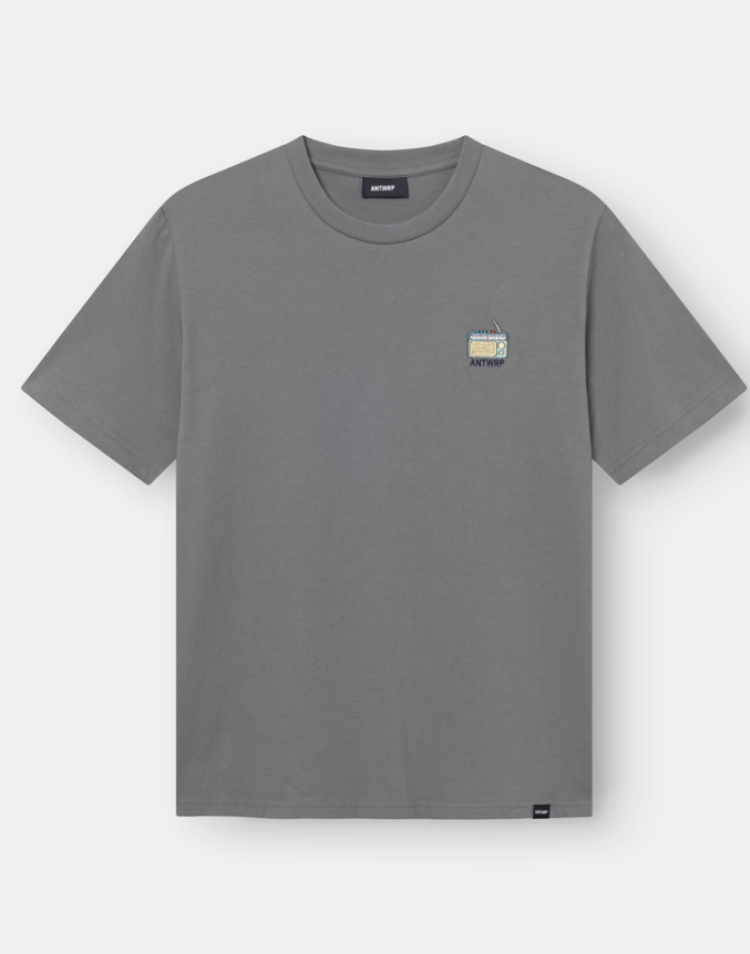 T-shirt kleine radio op borst 215 dolphin