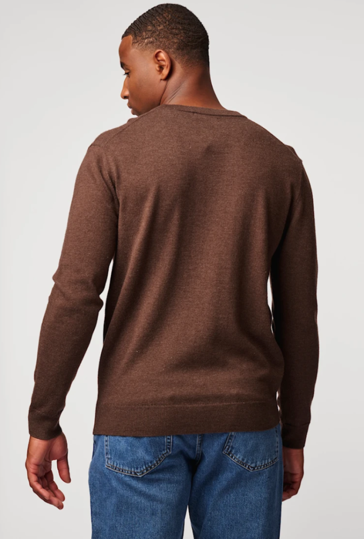 Pull basic ronde hals 600 brown