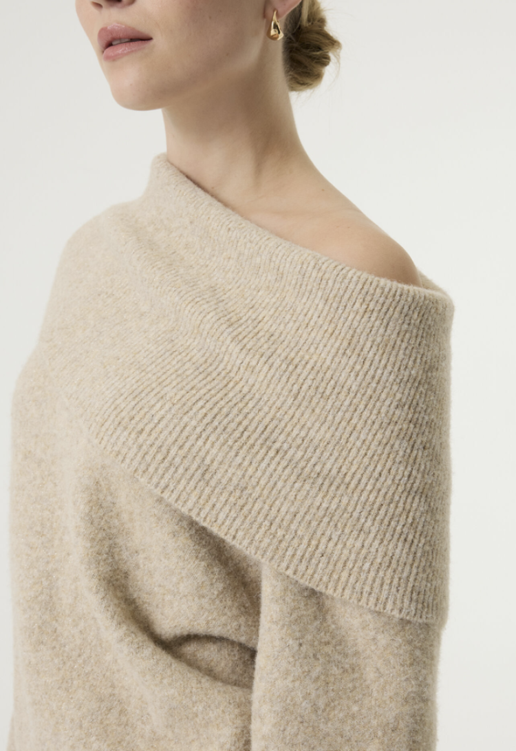 Pull grote rolkraag beetje glitter 4447-sandy taup