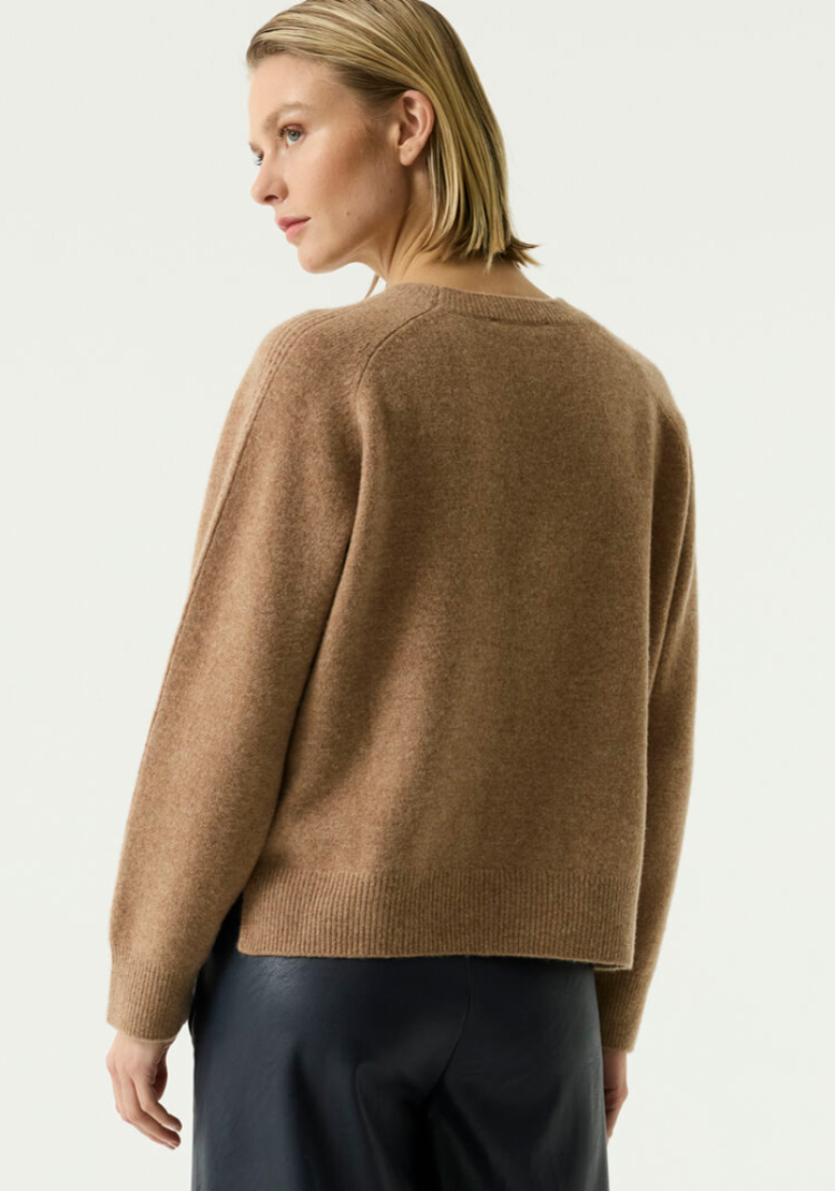 Pull effen structuur op bovenkant mouwen 5232-soft taupe