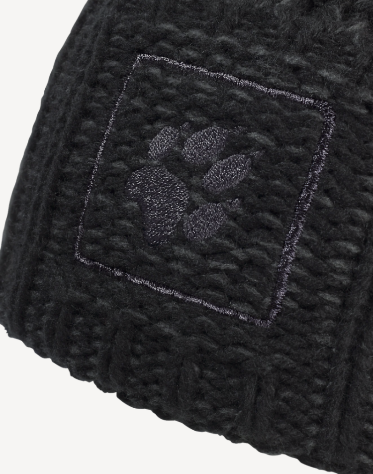 Badge Paw Beanie 6000 Black