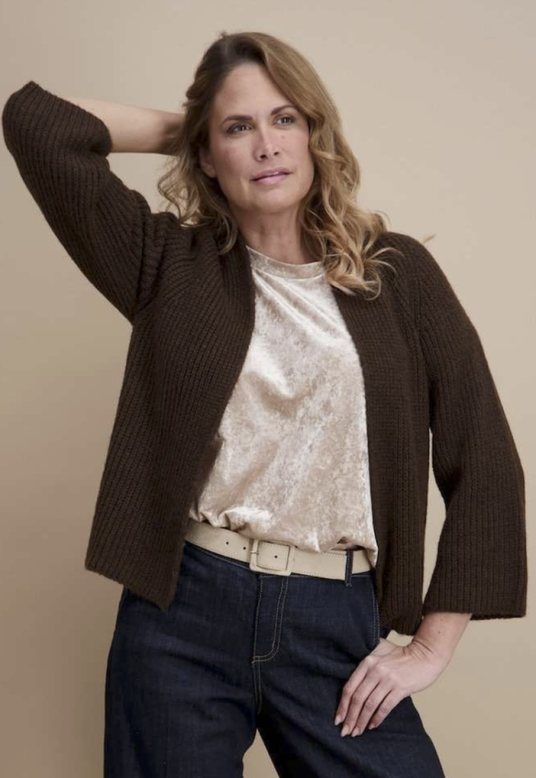 Cardigan effen bredere mouwen 03 chocolat
