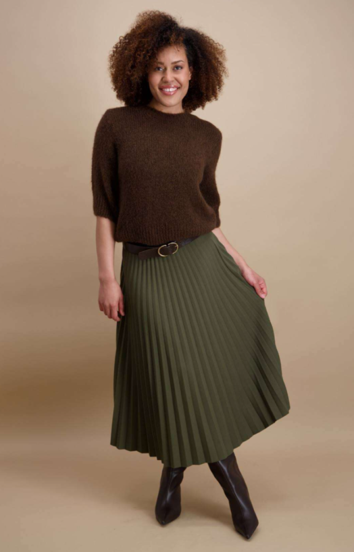 Pull hlm losse brei wijder model effen 03 brun
