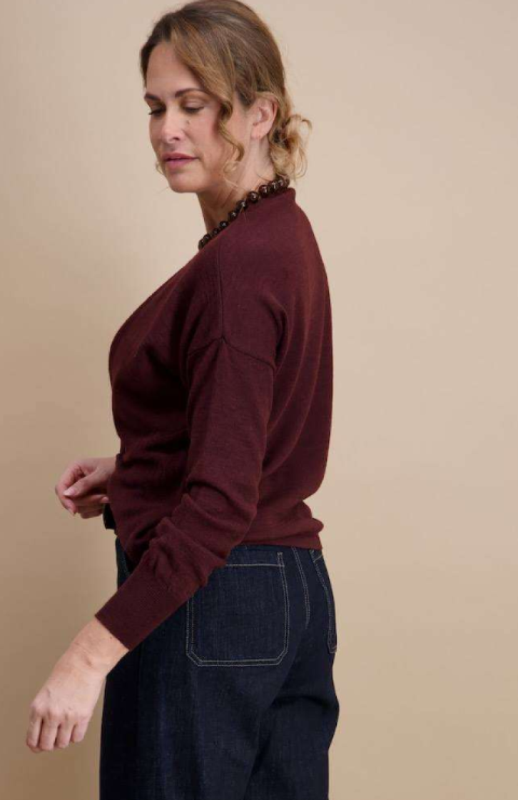 Pull lm gedraaide knoop vooraan 09 Aubergine