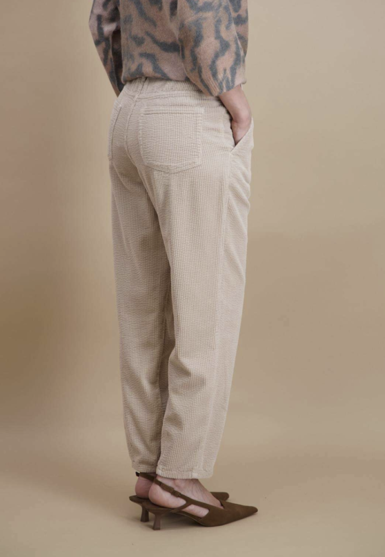 Chino ribfluweel 2 beige