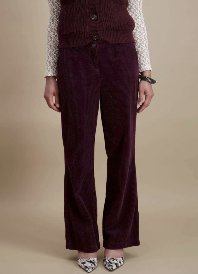 Broek ribfluweel brede rechte pijpen 09 aubergine