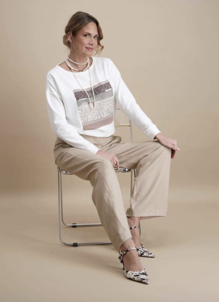 Sweater wit met aardetinten kader 03 brun
