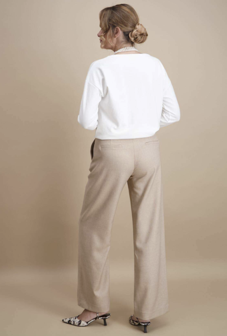 Sweater wit met aardetinten kader  03 brun