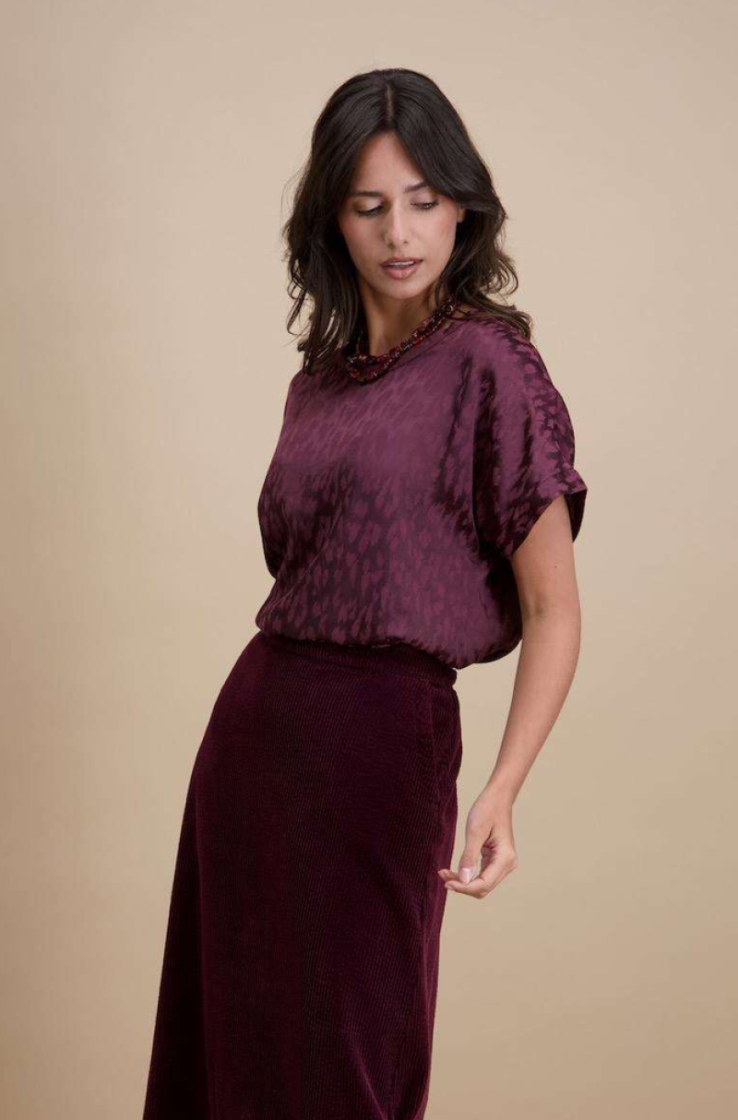 T-shirt KM glanzend luipaardmotief 09 aubergine