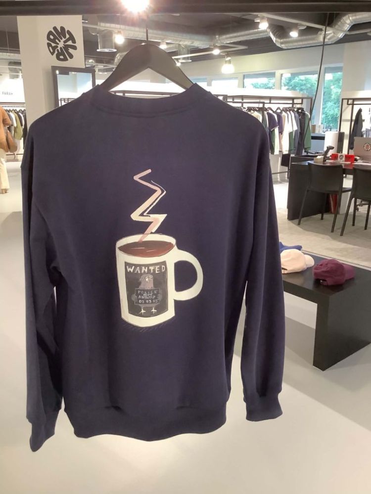 Sweater backprint koffietas met duif wanted 450 New Navy