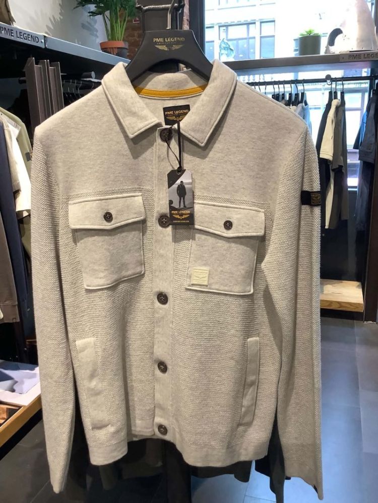 Dikke cardigan met knopen en kraag 7013 Bone White