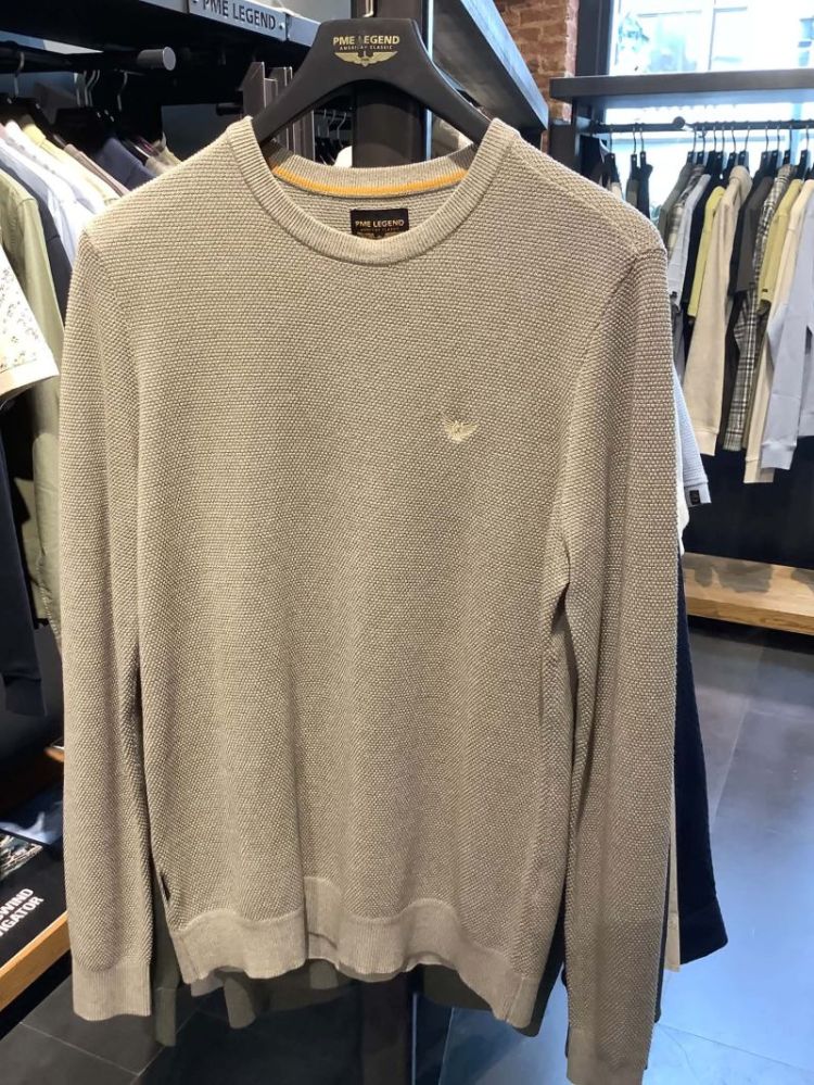 Pull basic fijne structuur ronde hals 789 Light Taupe