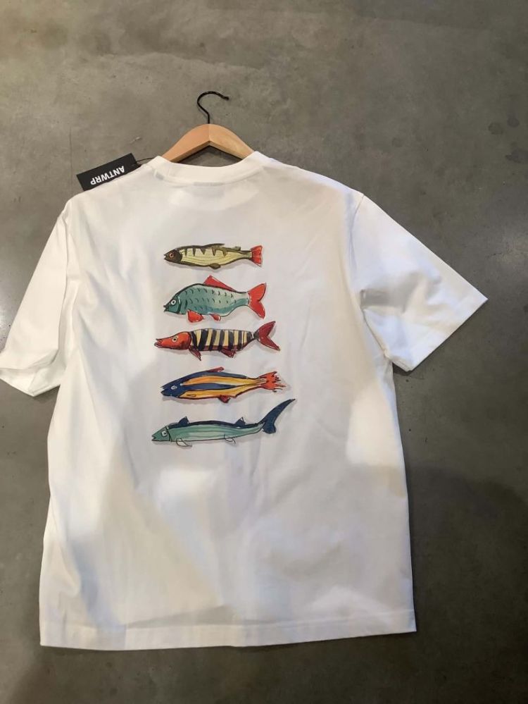 T-shirt met gekleurde vissen backprint 102 Off White