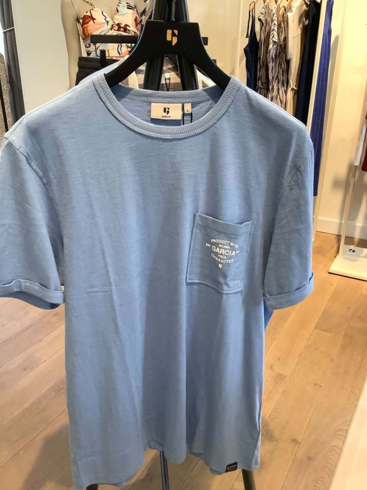 T-shirt met borstzakje Garcia 6135-blue wind