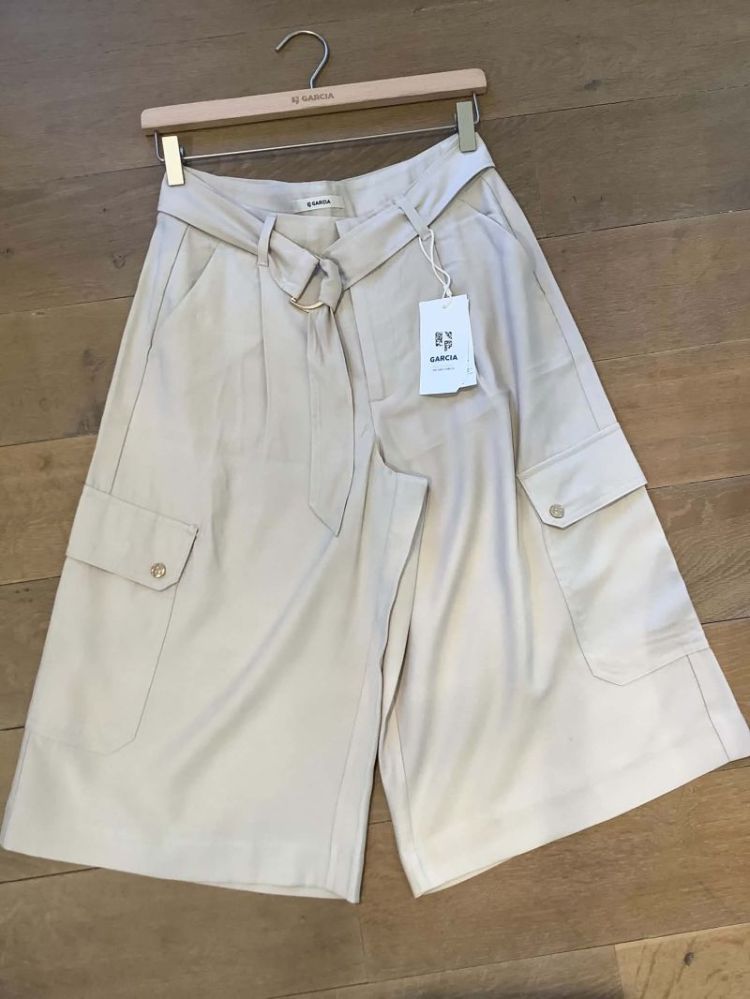Cargobermuda langer gekleed effen 2943-ivory